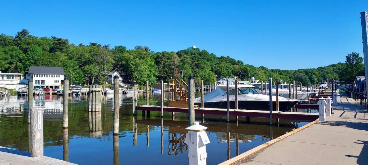 The Charming Glenn Cottage! Walk To Lake Michigan! Fennville ภายนอก รูปภาพ