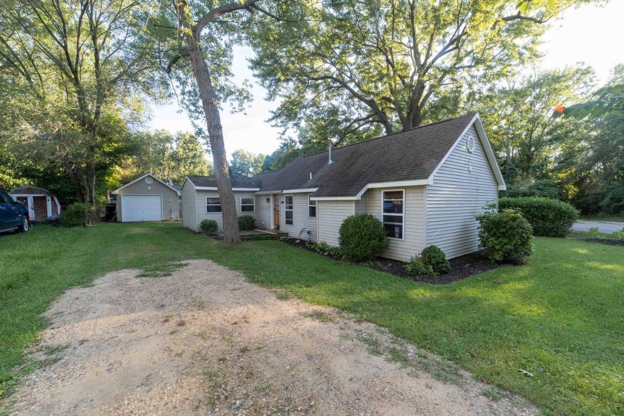 The Charming Glenn Cottage! Walk To Lake Michigan! Fennville ภายนอก รูปภาพ